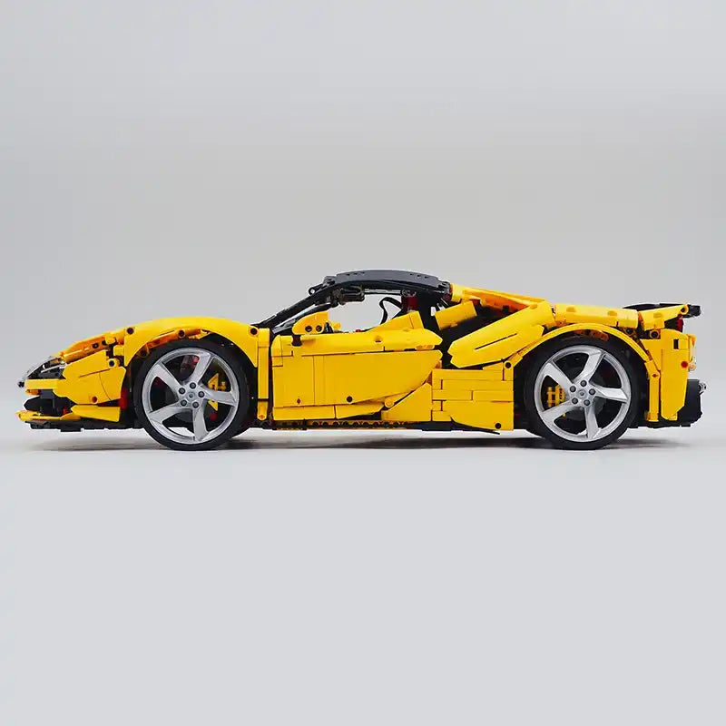 The SF90 Limited Red Super Sport Car Building Blocks Speed Racing Vehicle Brick Assembly Education Toy Boys Adult Christmas Gift