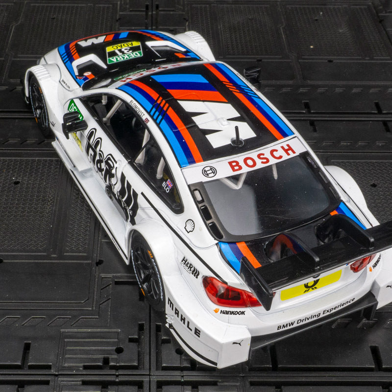 BMW M4 DTM 1:24 Scale Diecast Model – Collector Grade Metal Race Car