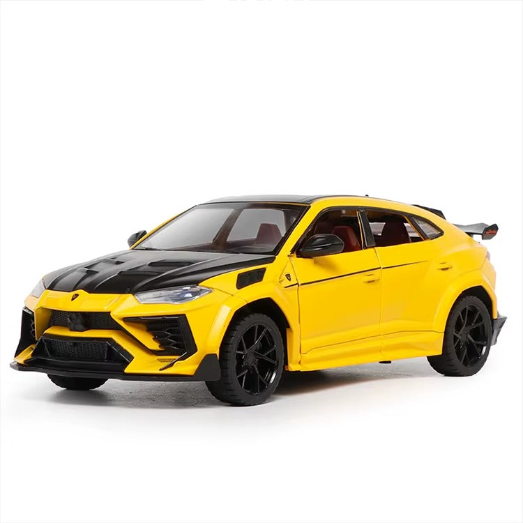 Lamborghini Urus 1:24 Scale Die-Cast Metal Collector Model – High-Performance Luxury SUV Edition