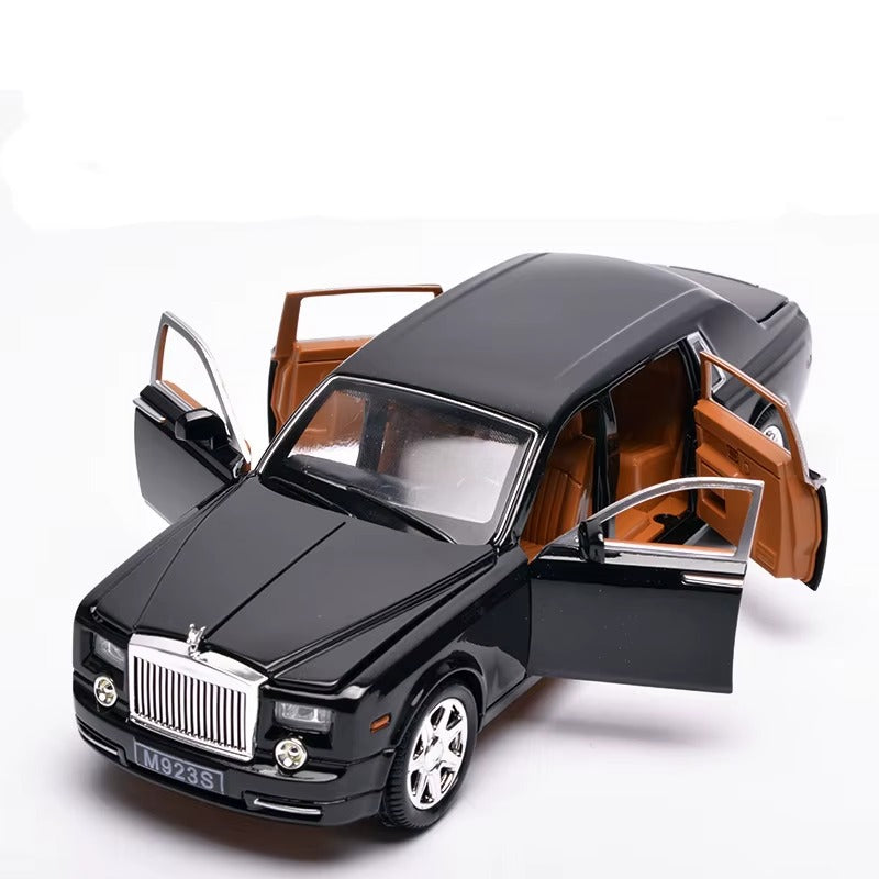 Rolls-Royce Phantom 1:24 Scale Die-Cast Collector Model – Ultimate Luxury Edition