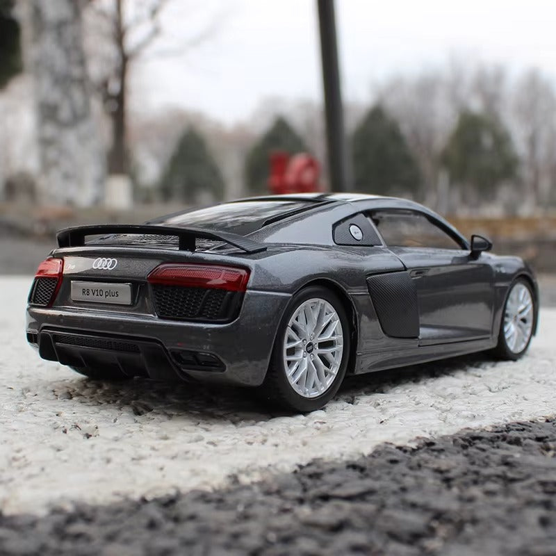 Audi R8 1:24 Scale Die-Cast Metal Collector Model – High-Performance Supercar Edition